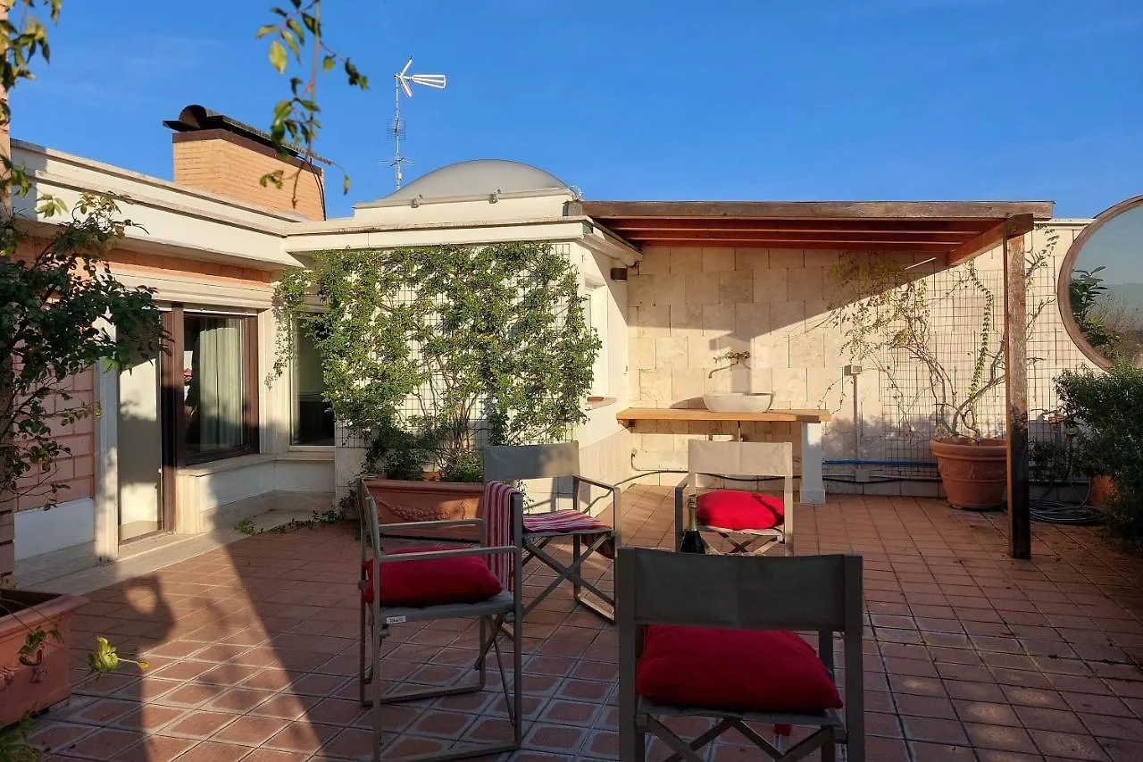 公寓 罗马Beautiful Loft In Ponte Milvio With Terrace公寓 意大利