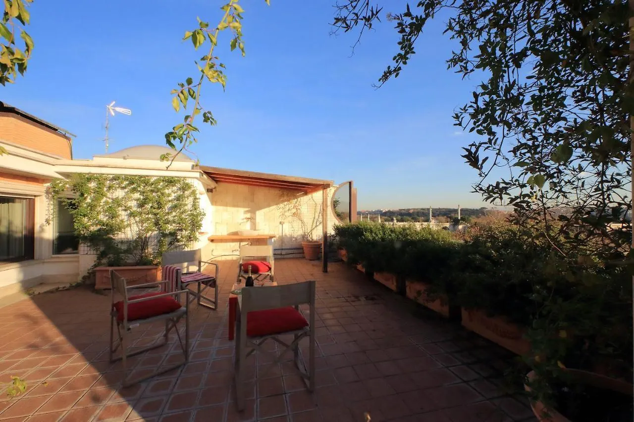公寓 罗马Beautiful Loft In Ponte Milvio With Terrace公寓 意大利