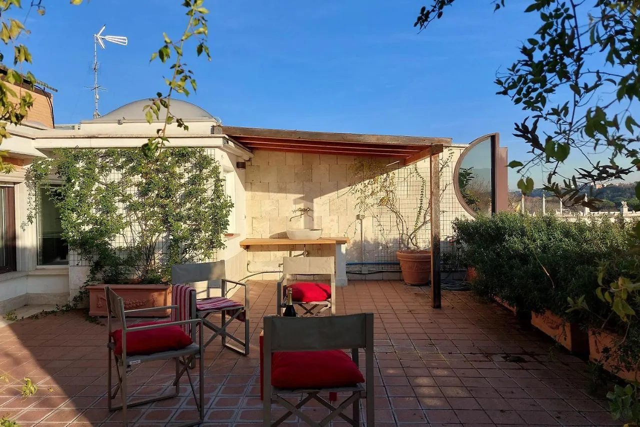 公寓 罗马Beautiful Loft In Ponte Milvio With Terrace公寓