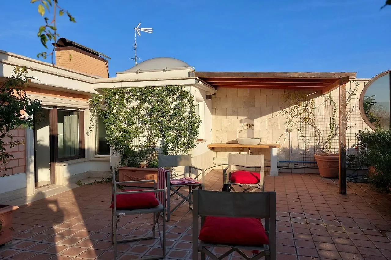 Appartamento Beautiful Loft In Ponte Milvio With Terrace Roma 0*,  Italia